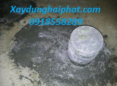 Chong-tham-co-ong-thoat-san-ve-sinh