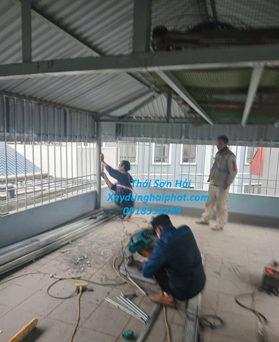 bang-gia-lam-khung-bao-ve-sat-tai-Ha-Noi-nam-2026-1