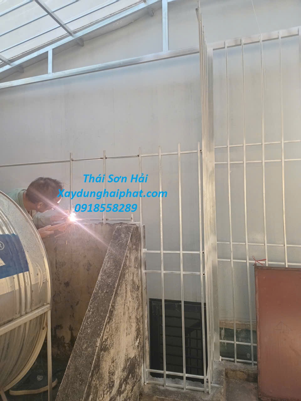 bang-gia-lam-khung-bao-ve-sat-tai-Ha-Noi-nam-2026-2