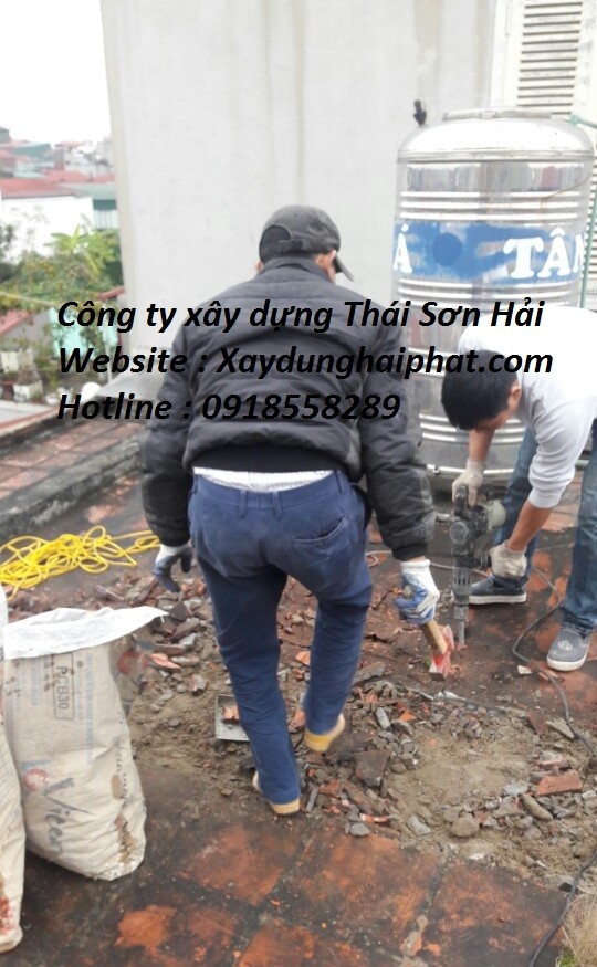 cach-khac-phuc-tran-nha-bi-nut-chong-tham-mai-be-tong-hieu-qua-nhat-2
