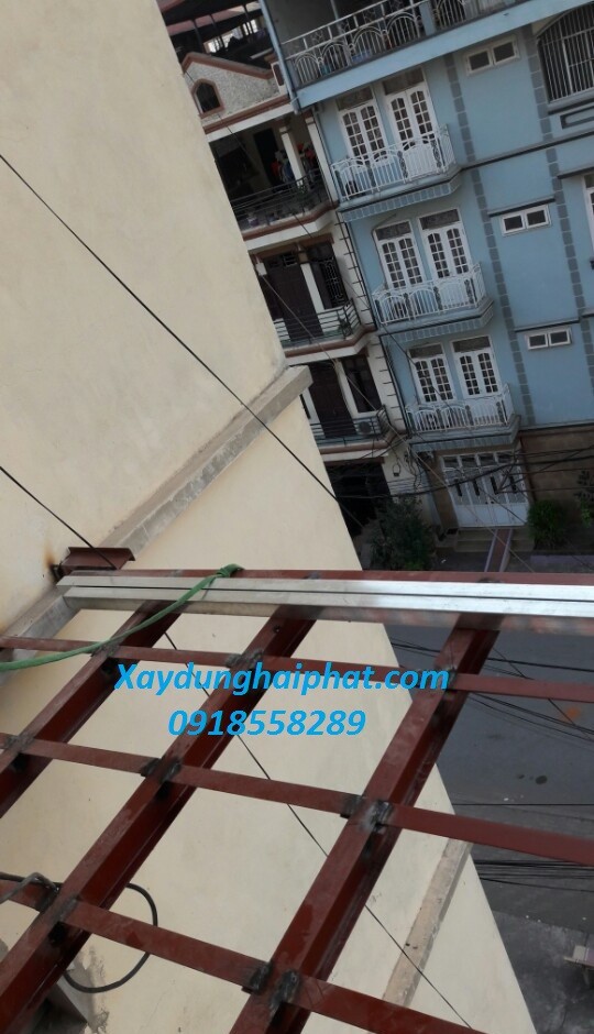 cai-tao-coi-noi-nha-tap-the-sua-nha-chung-cu-mo-rong-ban-cong-tai-ha-noi-2