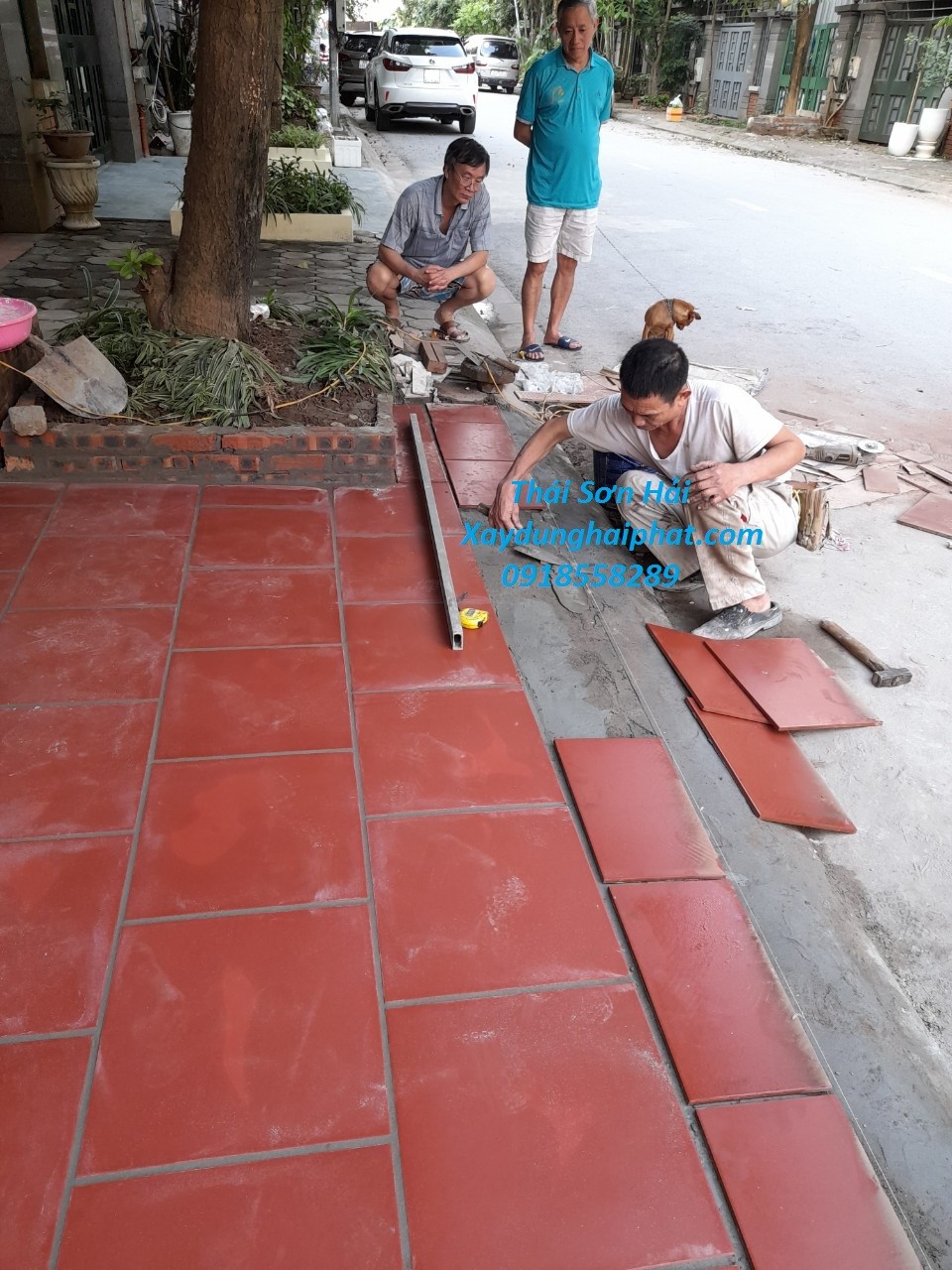 can-tho-xay-tai-ha-noi-can-nen-lat-gach-tai-hai-ba-trung-3