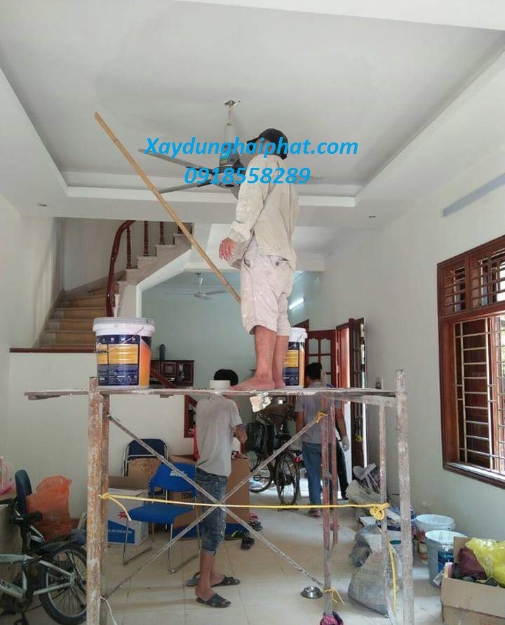 can-thue-tho-son-nha-quet-voi-son-tuong-chuyen-nghiep-o-ha-noi-3