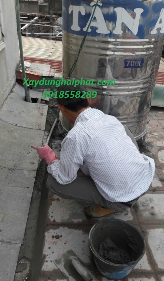 chong-tham-ban-cong-san-thuong-mang-xoi-tai-hoan-kiem-3