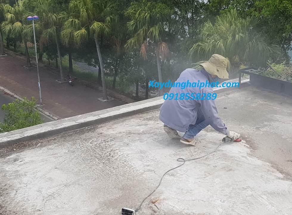 chong-tham-khe-nut-san-mai-chong-tham-mai-be-tong-tai-hoang-mai-2