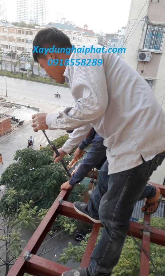chuyen-coi-noi-nha-tap-the-cai-tao-sua-nha-nang-tang-o-hn-4