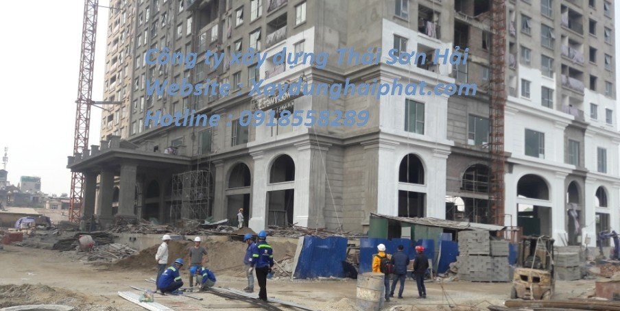 chuyen-nhan-thi-cong-son-nuoc-tho-son-nha-hang-dau-ha-noi-3