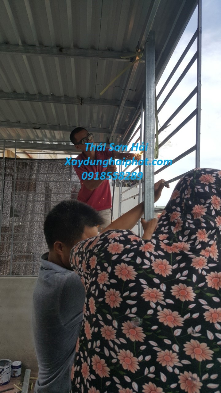 co-so-thi-cong-khung-bao-ve-chuong-cop-sat-dep-nhat-o-hn-3