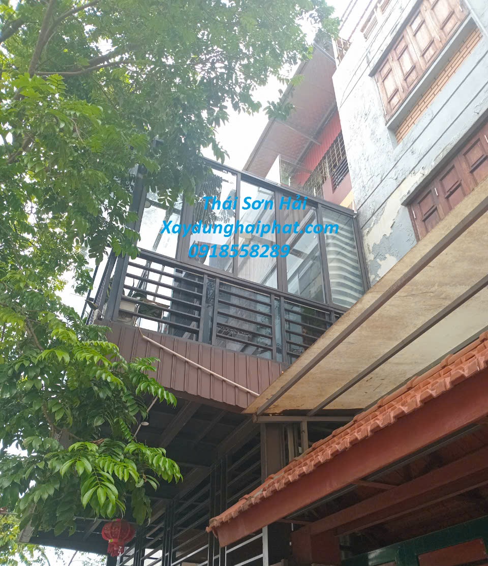 cong-ty-lam-lan-can-chuong-cop-han-khung-sat-bao-ve-o-Ha-Noi-7