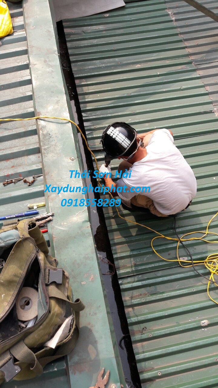 cong-ty-lap-dat-mai-ton-chong-dot-mai-ton-tai-nha-o-HN-6