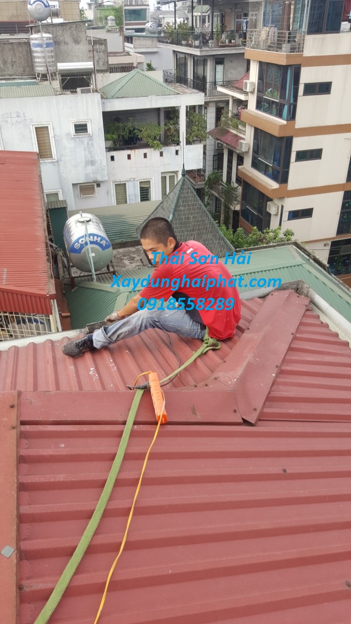 cong-ty-mai-ton-uy-tin-lam-mai-che-san-thuong-dep-o-HN-2