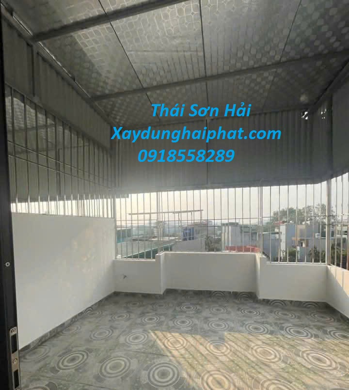 cong-ty-mai-ton-uy-tin-lam-mai-che-san-thuong-dep-o-HN-4
