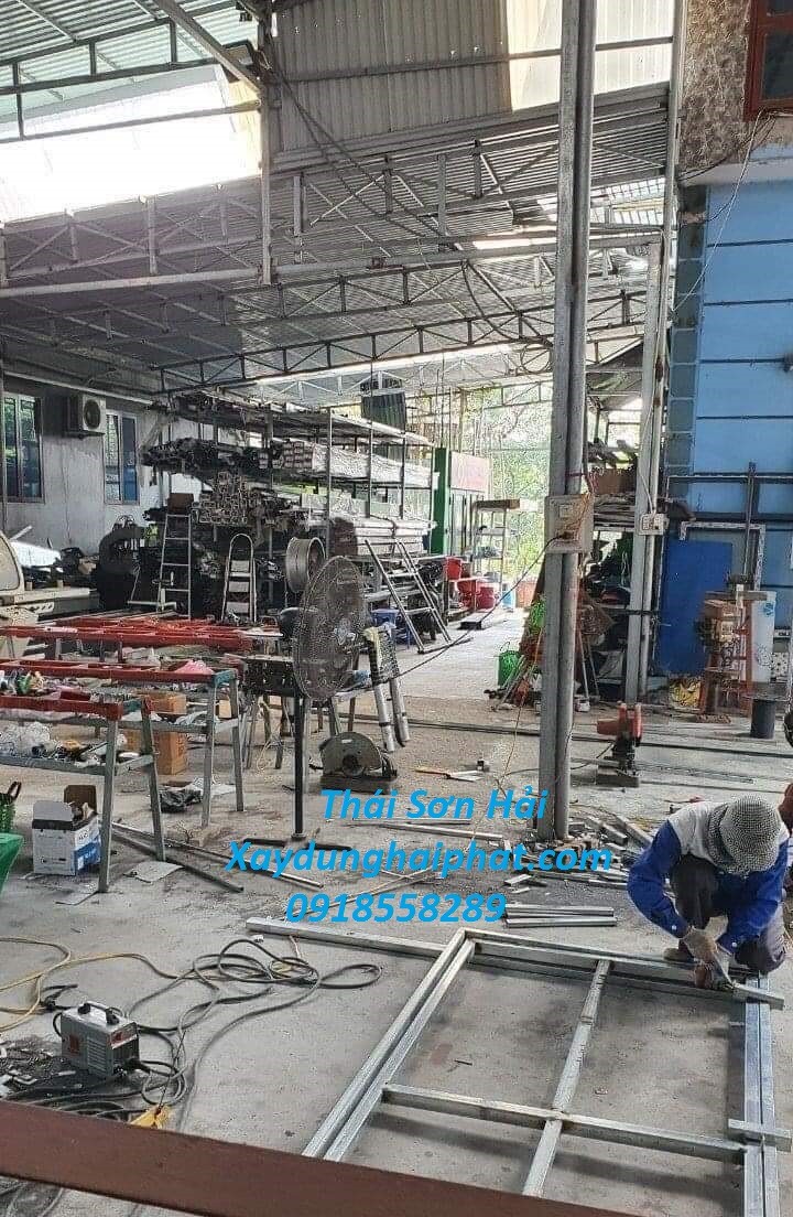 cong-ty-thi-cong-lam-cua-sat-lam-cua-cong-sat-chuyen-nghiep-o-ha-noi-3