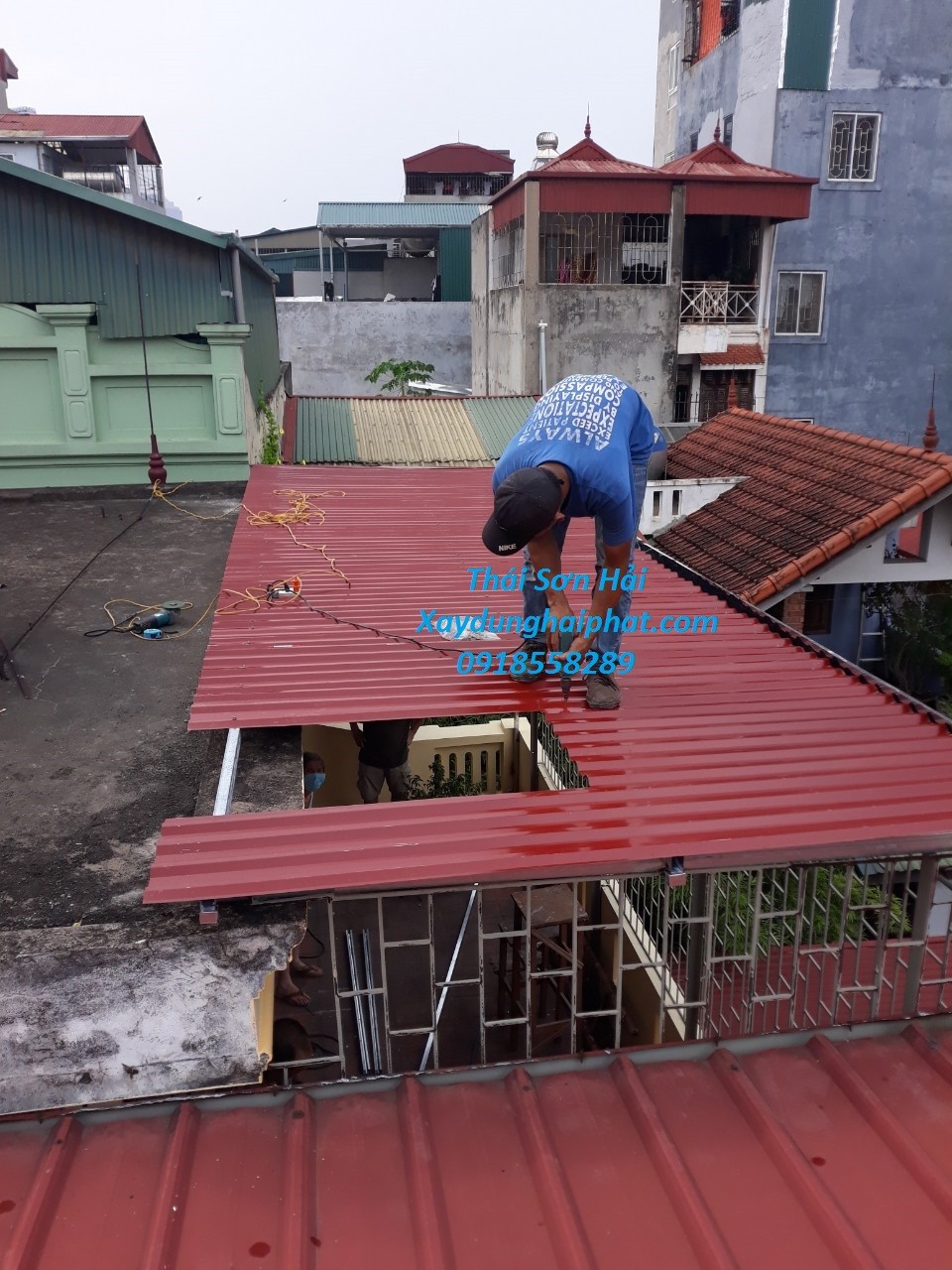cung-cap-va-thi-cong-mai-ton-thay-mai-ton-nha-o-gia-re-tai-hn-5