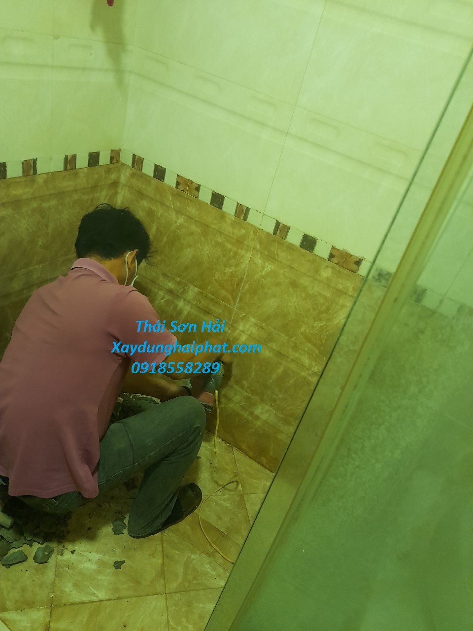 dia-chi-chong-tham-toilet-chong-tham-nha-ve-sinh-chung-cu-tap-the-o-hn-1