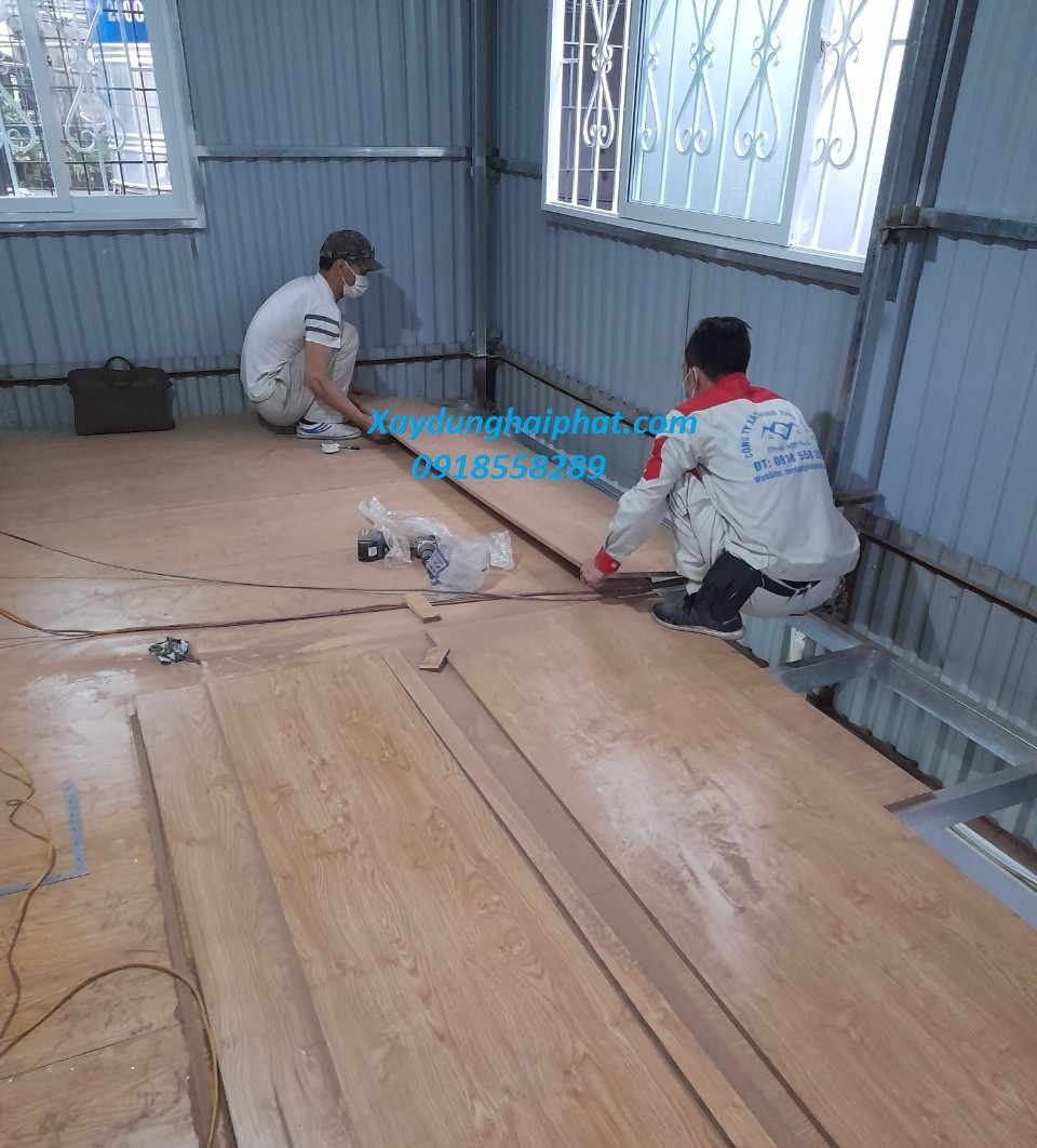coi-noi-ban-cong-cai-tao-nha-tap-the-tai-ha-noi-1