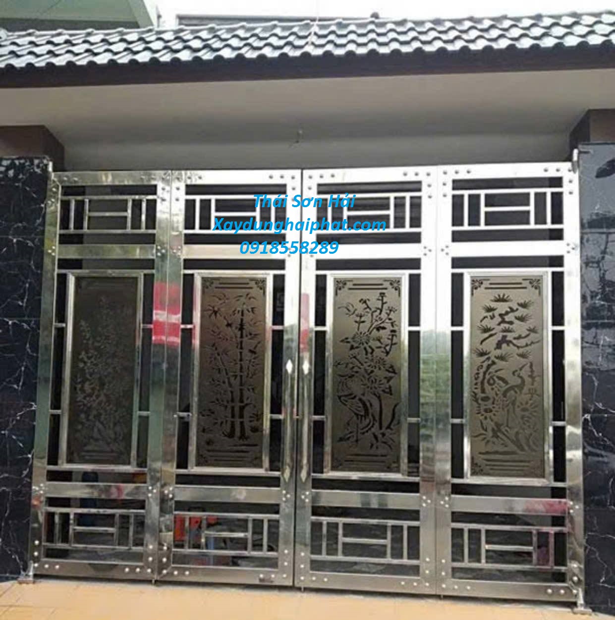 dia-chi-lam-cua-cong-sat-inox-gia-re-o-HN-4