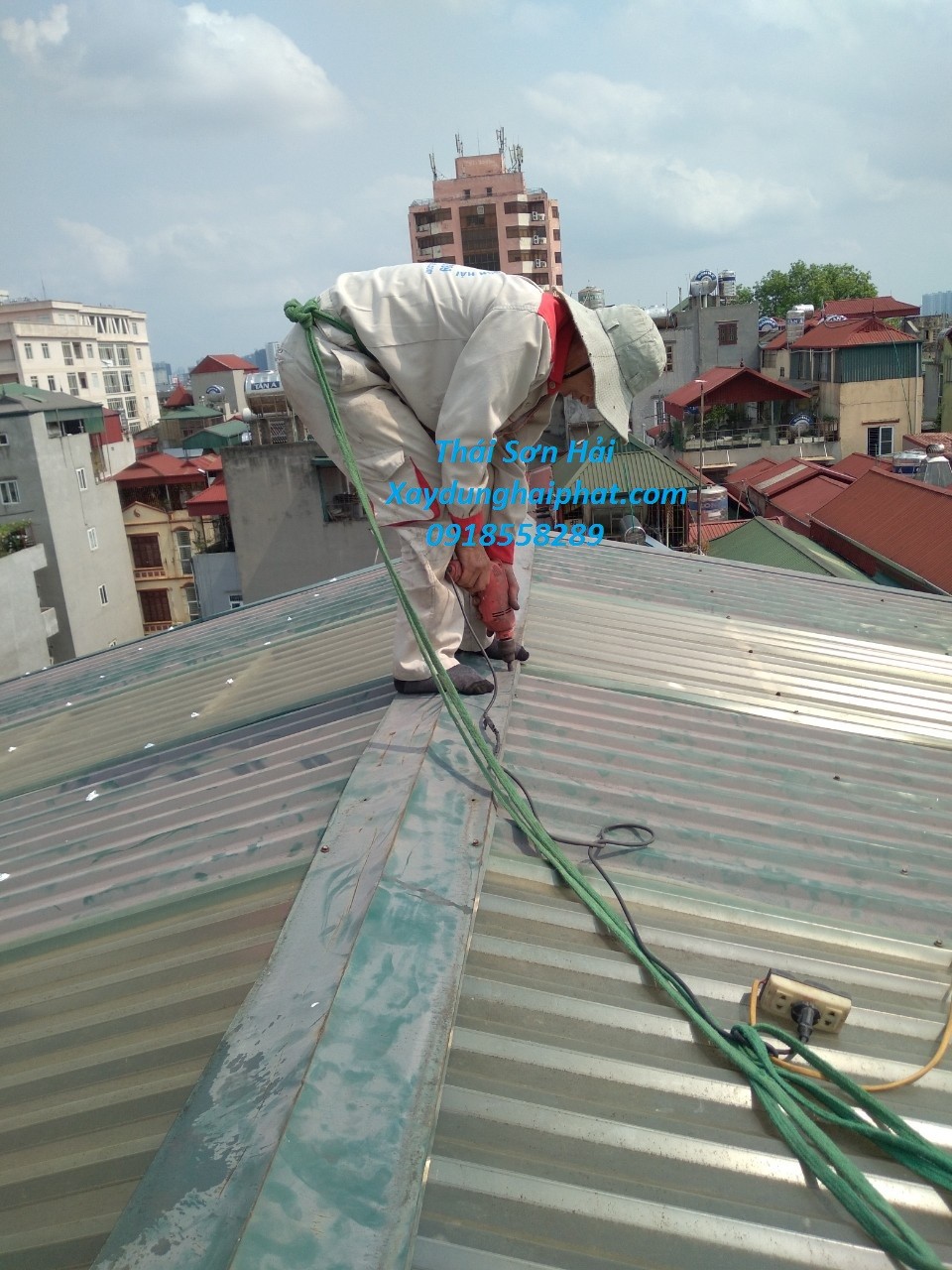 dia-chi-lam-mai-ton-cung-cap-lap-dat-tron-goi-mang-xoi-ton-inox-tai-thanh-xuan-hn-1