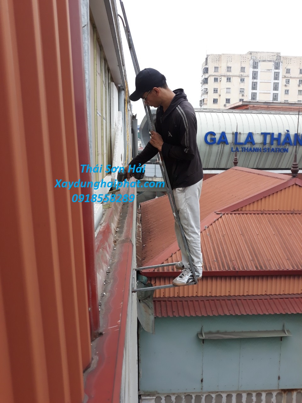 dia-chi-thi-cong-mai-ton-uy-tin-lam-mai-ton-nha-o-Ha-Noi-3
