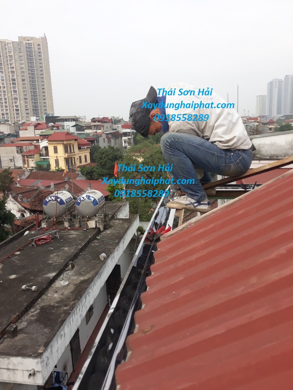 dia-chi-thi-cong-mang-ton-inox-thay-sua-mang-xoi-ton-o-ha-noi-3