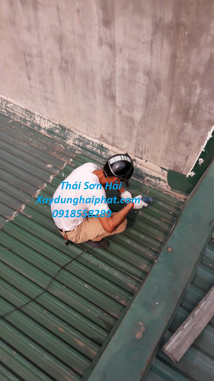 dich-vu-ban-lai-vit-mai-ton-cai-tao-mai-ton-chong-dot-o-hn-uy-tin-3