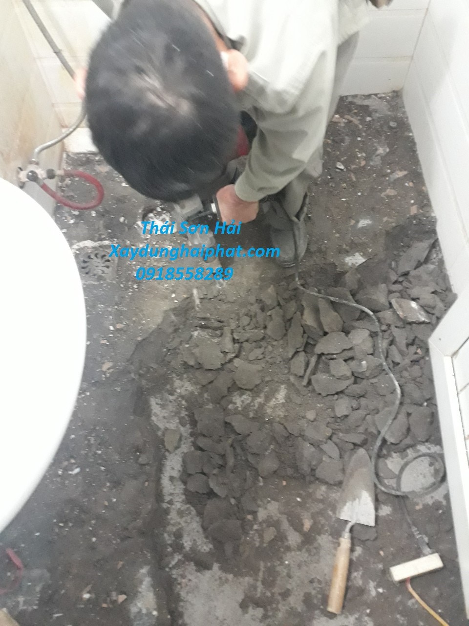 dich-vu-cai-tao-nha-ve-sinh-chong-tham-mat-san-nha-ve-sinh-o-hn-1