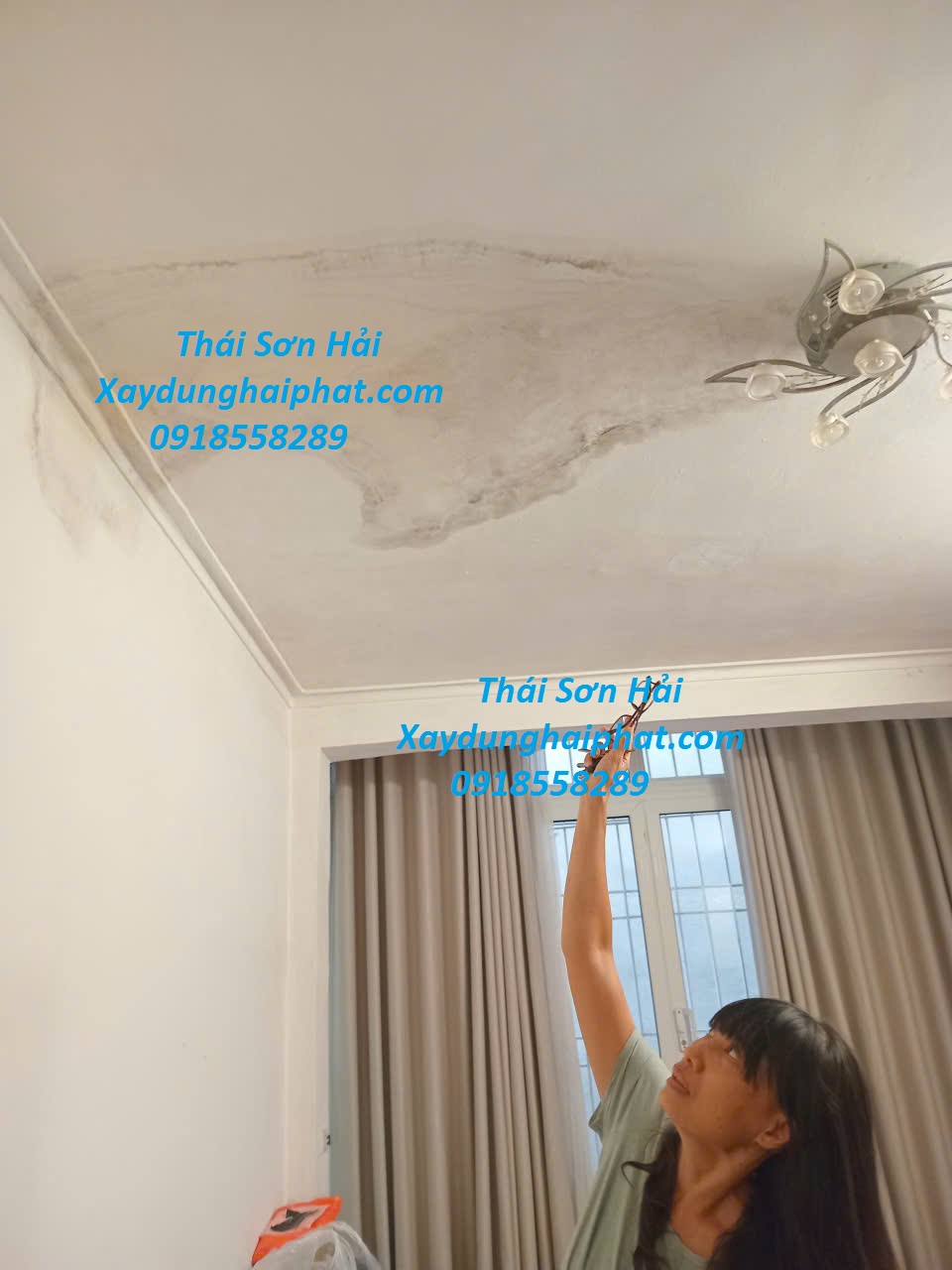 dich-vu-chong-tham-co-tran-nha-gia-re-uy-tin-Ha-Noi-4