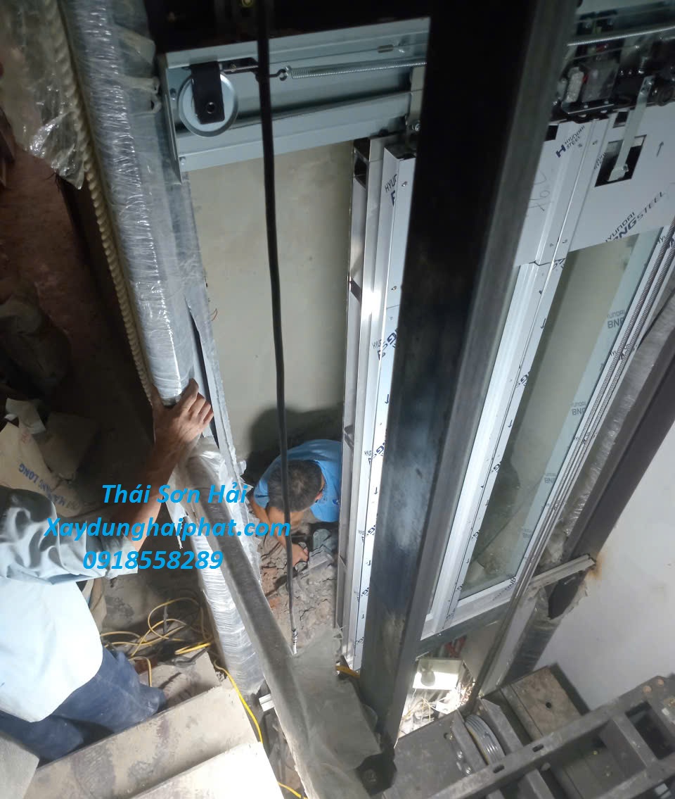 dich-vu-chong-tham-dot-mai-nha-chong-dot-nha-dan-dung-Ha-Noi-3