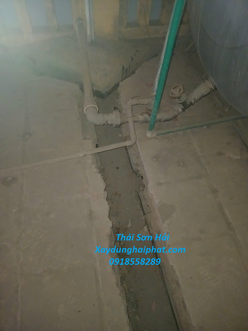 dich-vu-chong-tham-mai-nha-chong-tham-khe-nut-san-mai-triet-de-o-Ha-Noi-2