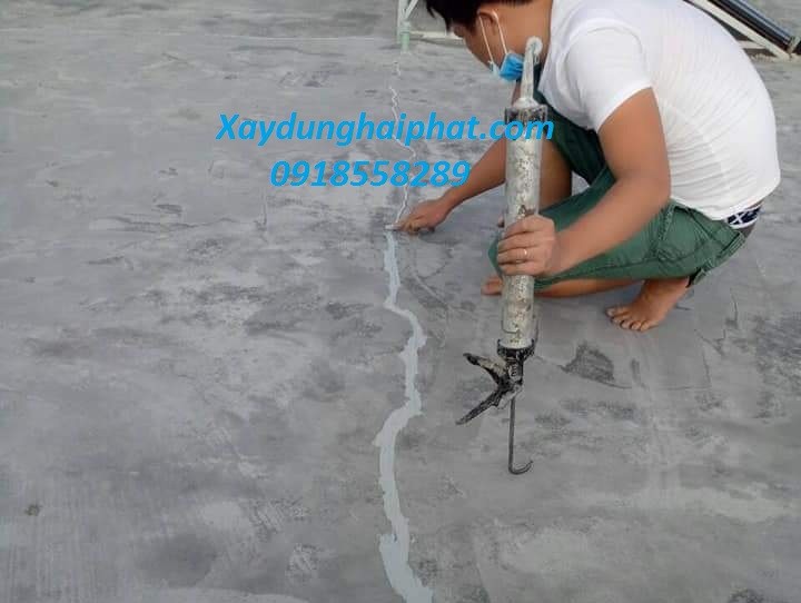 dich-vu-chong-tham-nha-xu-ly-su-co-tham-qua-khe-nut-triet-de-100%25-2