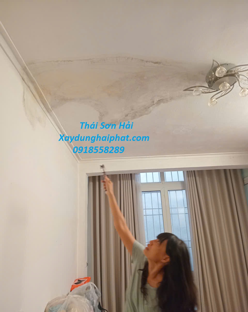 dich-vu-chong-tham-tuong-nut-chong-tham-dot-tuong-nha-cu-o-HN-1