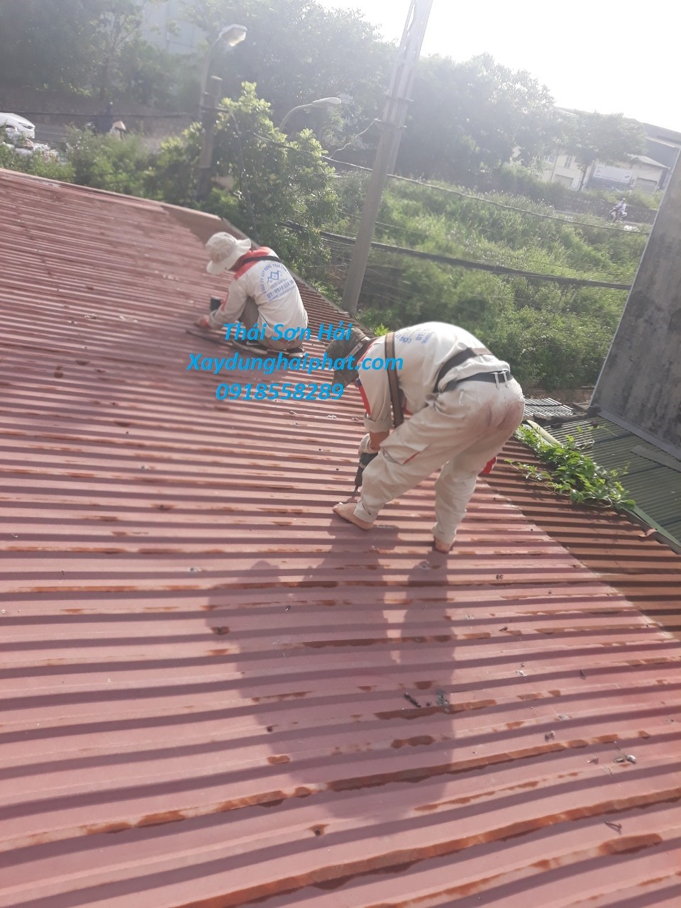 dich-vu-chuyen-sua-mai-ton-chong-dot-mai-ton-nha-pho-so-1-o-ha-noi-2