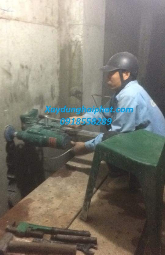 dich-vu-khoan-cat-pha-tuong-chuyen-cua-di-tai-12-quan-cua-hn-4