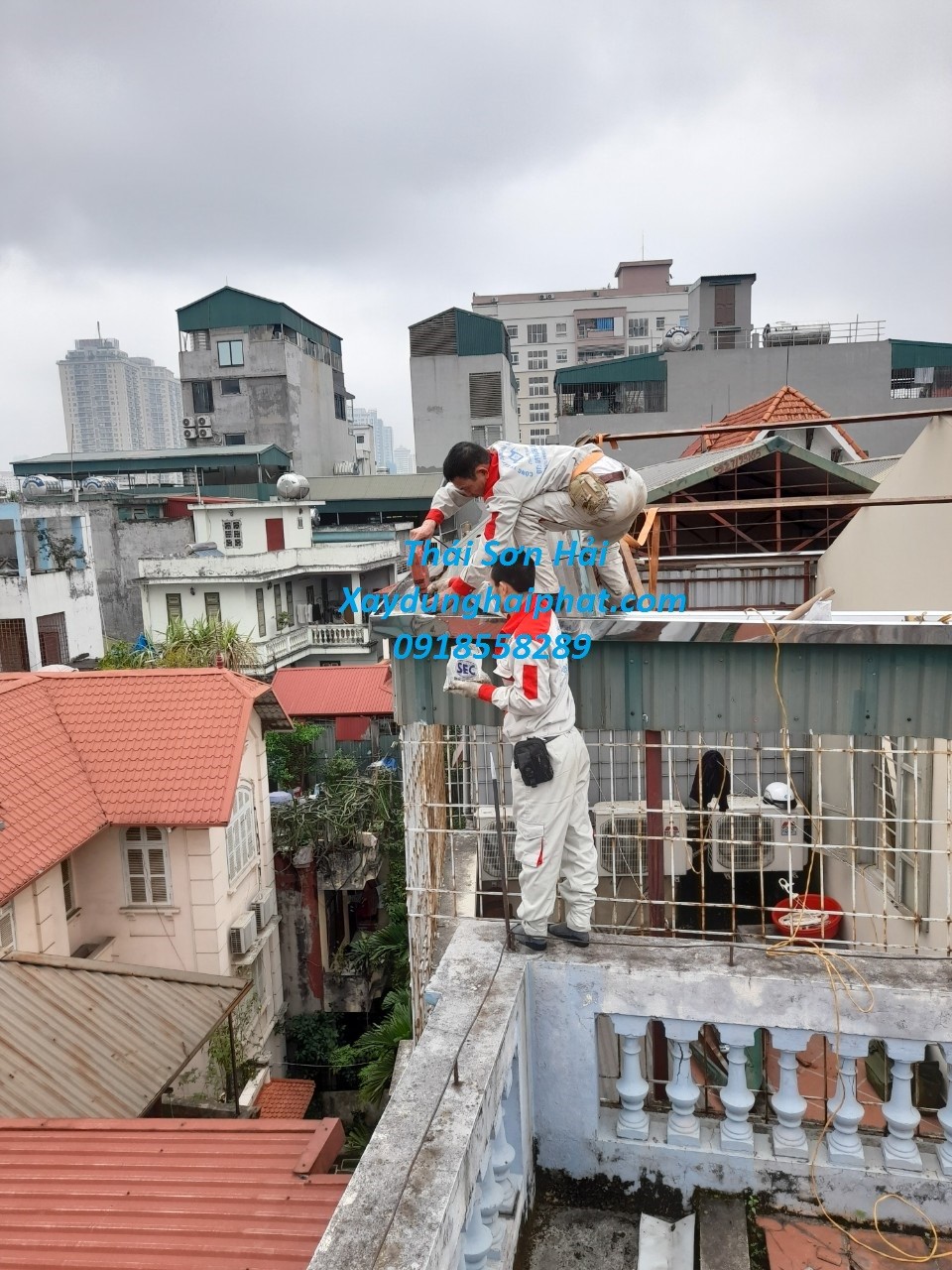 dich-vu-lam-mai-ton-che-san-thuong-lam-mai-ton-cho-nha-dan-dung-o-ha-noi-1