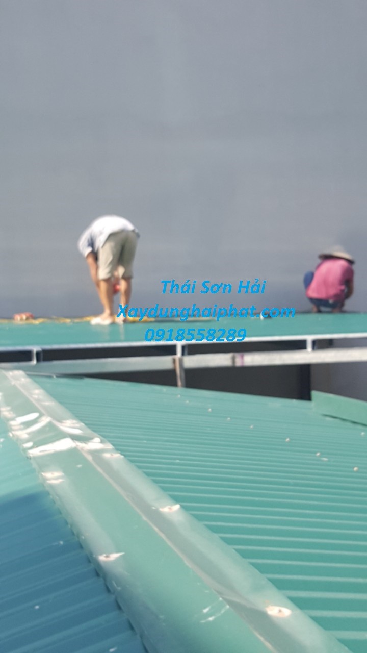 dich-vu-lap-dat-mai-ton-chat-luong-lam-mai-ton-ben-dep-o-hn-4