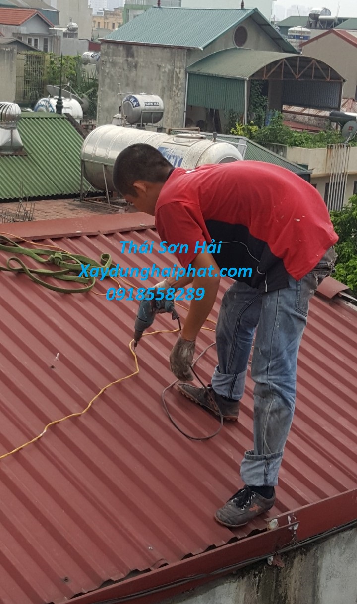 dich-vu-lap-dat-mang-xoi-ton-tole-inox-lam-mang-xoi-nha-dan-o-HN-5