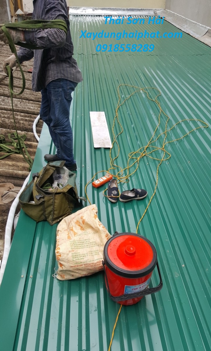 dich-vu-lap-mai-ton-gia-re-lam-mai-ton-ben-dep-tai-Ha-Noi-5