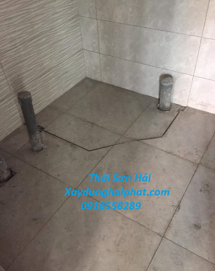 dich-vu-lat-nen-chong-tham-nen-nha-tam-hieu-qua-o-HN-2