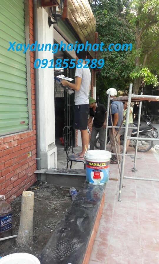 dich-vu-quet-voi-ve-tran-nha-voi-ve-tuong-rao-gia-re-nhat-ha-noi-3