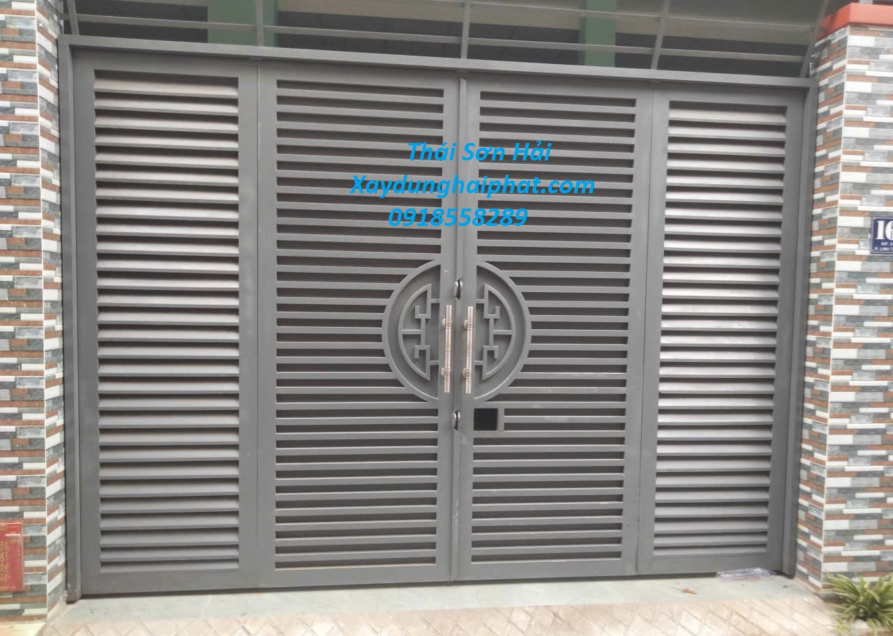 dich-vu-son-cua-sat-cu-son-chong-ri-cho-cua-sat-o-HN-1