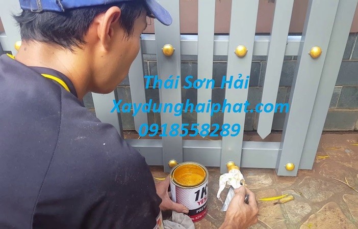 dich-vu-son-cua-sat-son-lai-cac-vat-dung-bang-sat-gia-re-o-hn-4