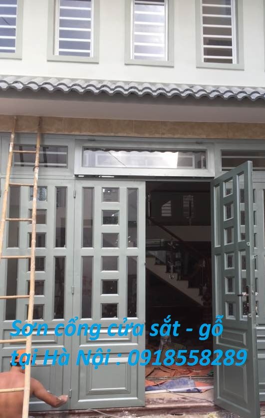 dich-vu-son-lai-cong-sat-son-hang-rao-tron-goi-gia-re-tai-quan-cau-giay-3