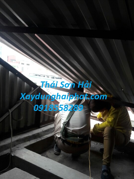 dich-vu-sua-chua-chong-dot-mai-ton-tai-Hoang-Mai-HN-5