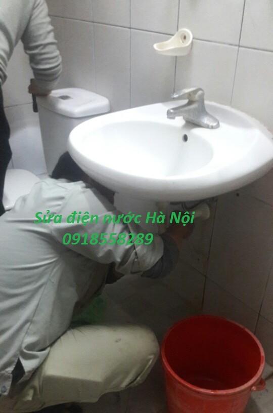 dich-vu-sua-chua-duong-ong-nuoc-tai-nha-gia-re-nhat-quan-hai-ba-trung-2