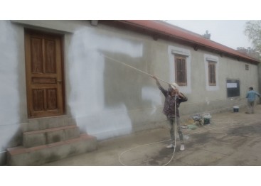 dich-vu-sua-chua-nha-quet-voi-ve-tran-nha-gia-re-ha-noi-1