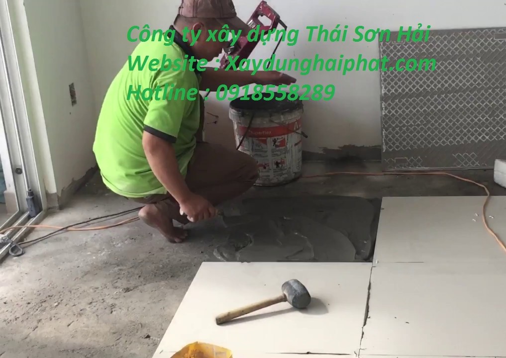 dich-vu-sua-chua-op-lat-nha-ve-sinh-phong-khach-gia-re-o-ha-noi-3