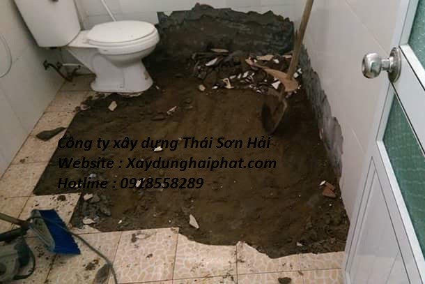 dich-vu-sua-chua-toilet-chong-tham-wc-quan-hai-ba-trung-gia-re-1