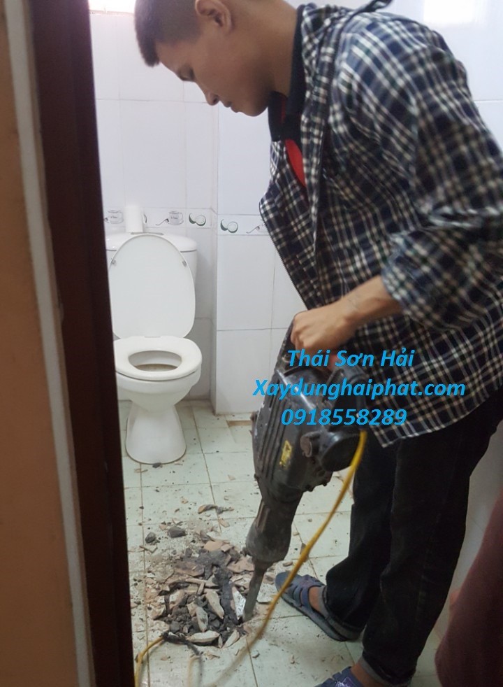 dich-vu-xu-ly-chong-tham-chong-tham-khe-nut-be-tong-san-tai-cau-giay-uy-tin-1