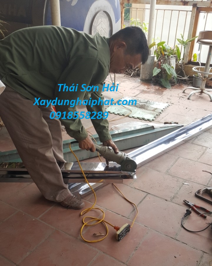 doi-ngu-tho-thi-cong-mang-xoi-thay-mang-xoi-tai-nha-o-HN-6