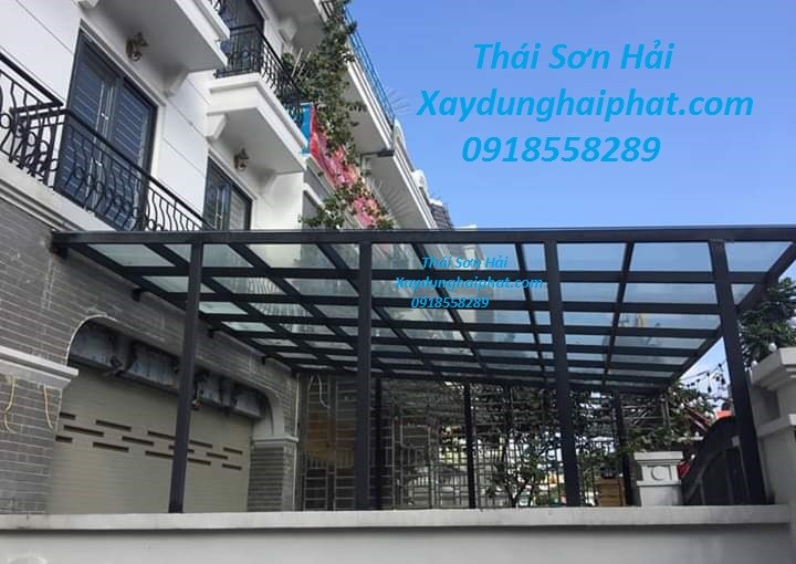 doi-thi-cong-mai-che-poly-lay-sang-chuyen-thi-cong-mai-nhua-thong-minh-o-ha-noi-5